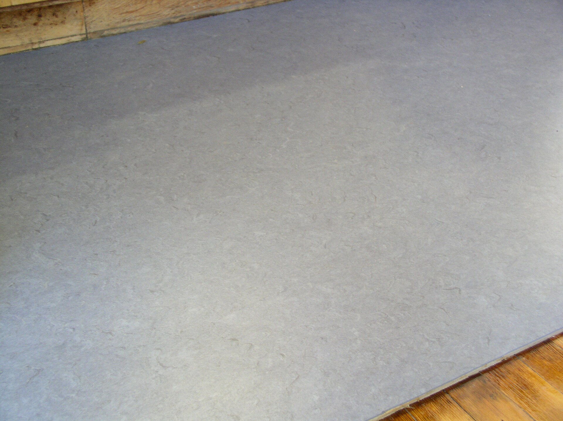 Duurzaam en kostenbewust: linoleumonderhoud met ProShield